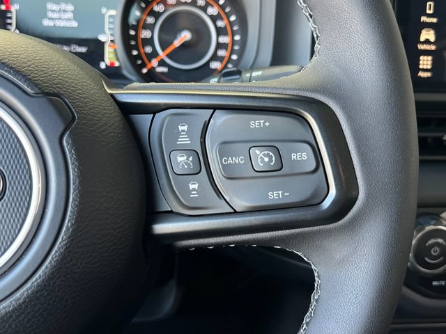 Used 2025 Jeep Wrangler Unlimited Rubicon w/ Safety Group AWD/4WD image 35