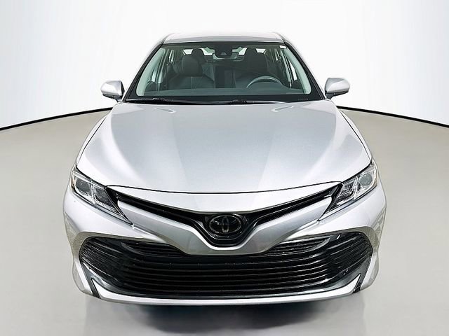 Used 2020 Toyota Camry LE FWD image 2