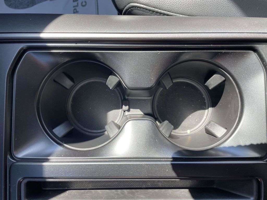 New 2025 Ford F150 Lariat w/ Equipment Group 501A Mid image 18