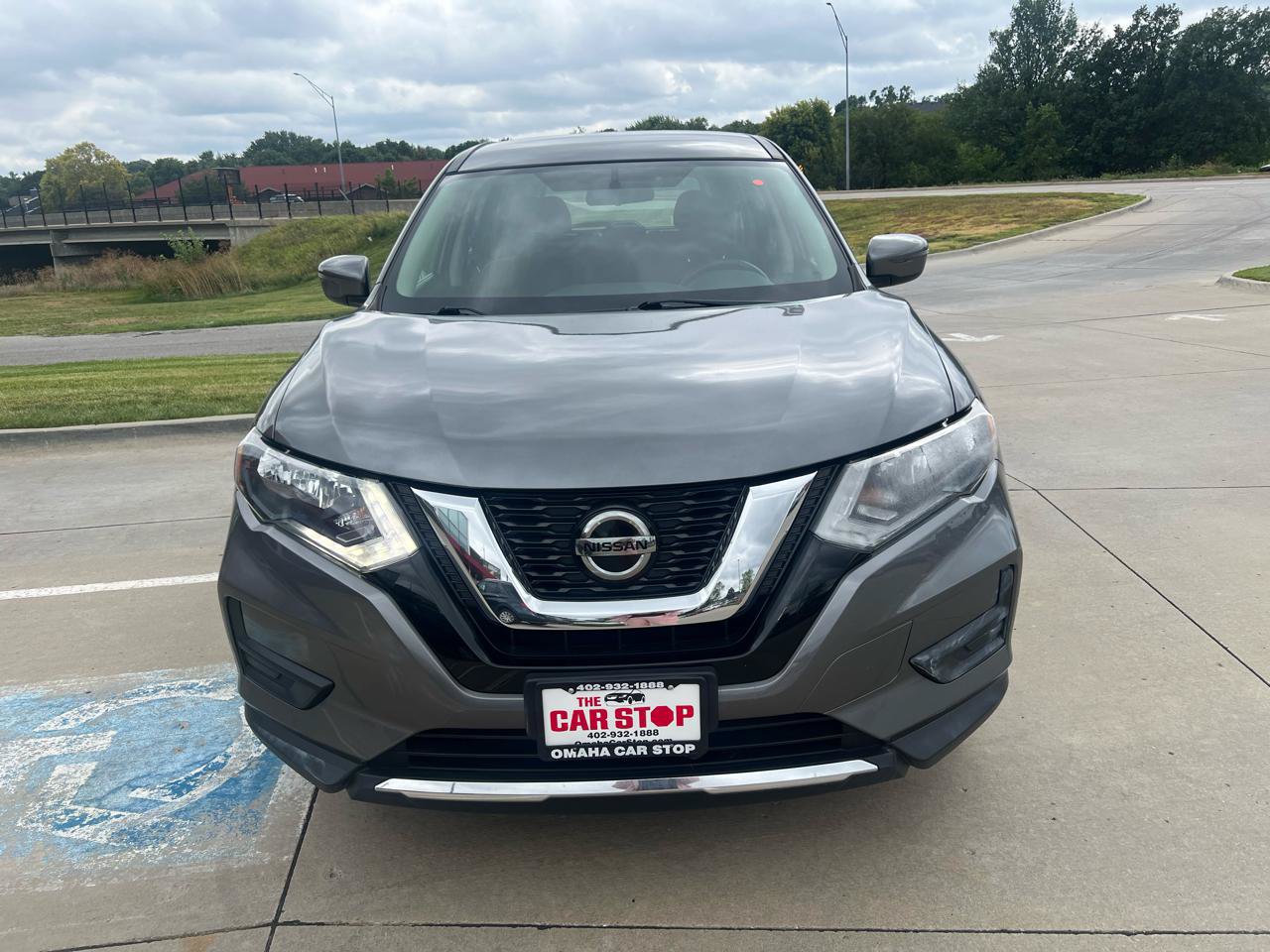 Used 2018 Nissan Rogue S FWD image 3