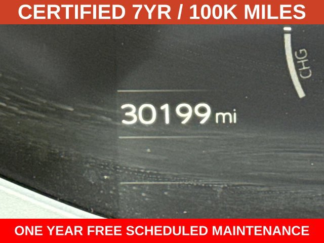 Used 2025 Toyota Prius LE FWD image 28