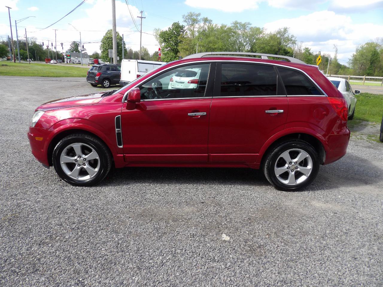 Used 2014 Chevrolet Captiva Sport LT w/ Convenience Package FWD image 3