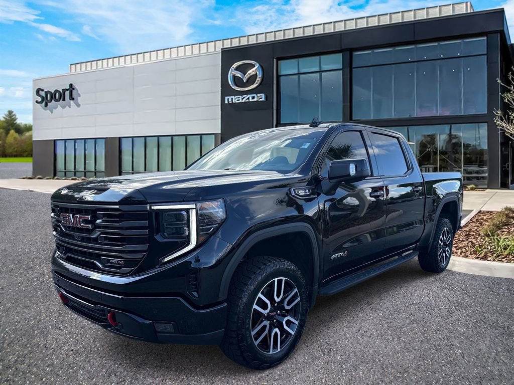 Used 2025 GMC Sierra 1500 AT4 w/ AT4 Premium Package AWD/4WD image 8