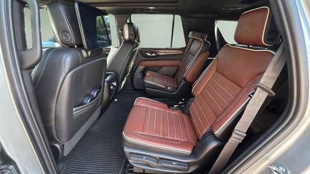 Used 2023 GMC Yukon Denali Ultimate AWD/4WD image 20