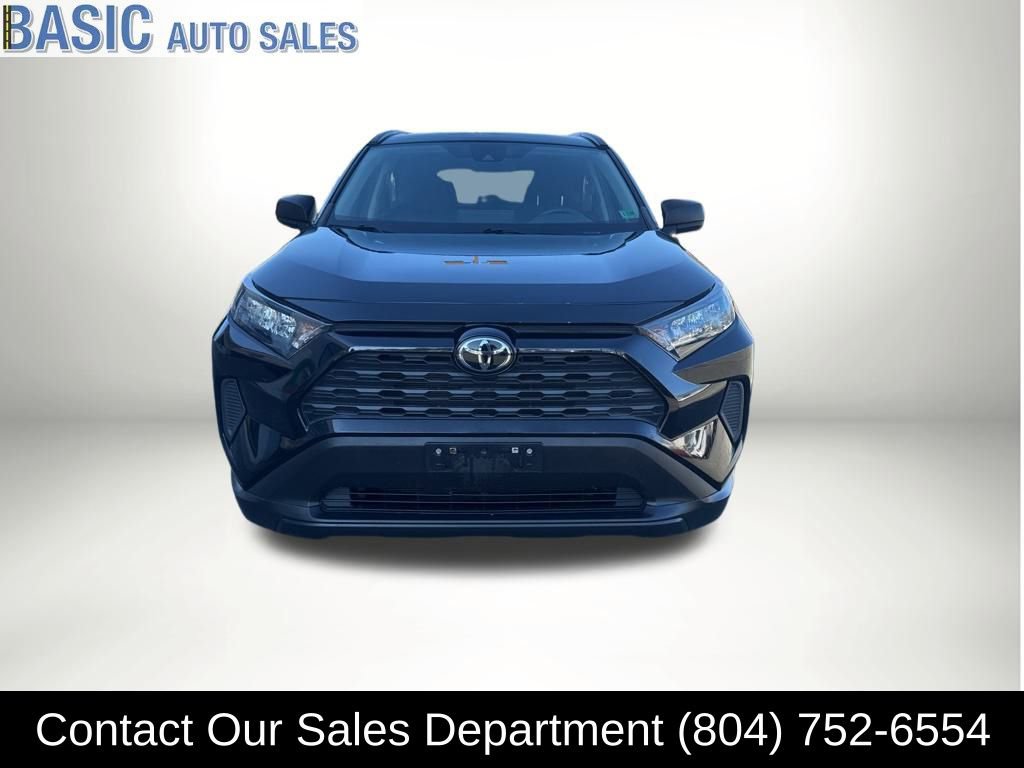 Used 2021 Toyota RAV4 LE image 5