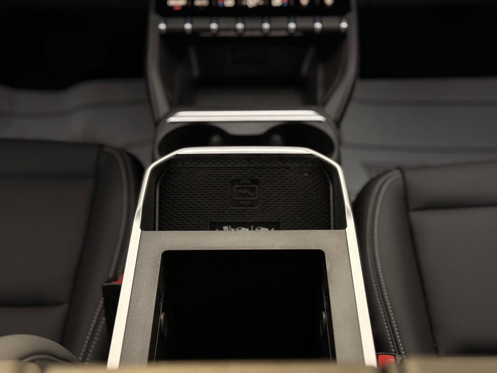 New 2026 GMC Terrain Elevation w/ Elevation Premium Package image 17