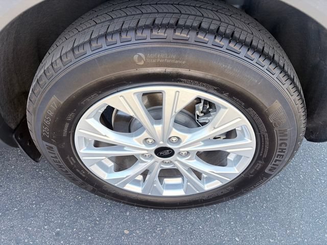 Used 2023 Ford Escape Active w/ Cold Weather Package FWD image 24