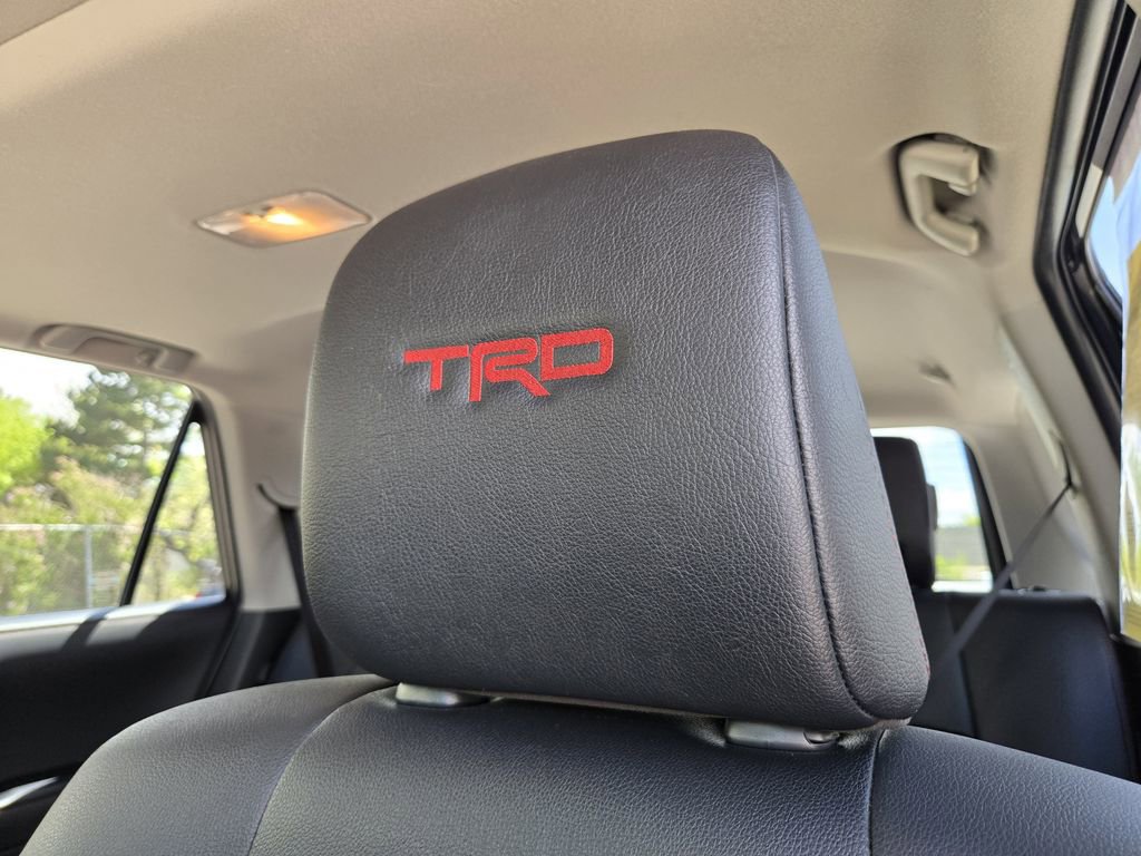 Used 2023 Toyota 4Runner TRD Off-Road Premium w/ Moonroof Package AWD/4WD image 15