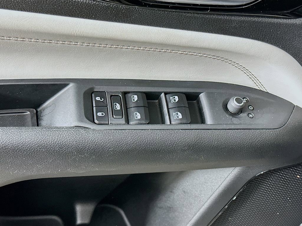 Used 2024 Jeep Compass Limited w/ Elite Group image 24