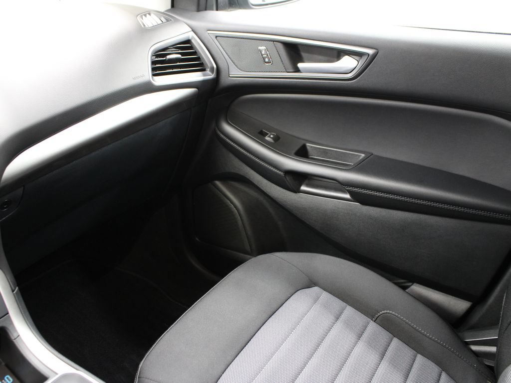 Used 2024 Ford Edge SE AWD/4WD image 27