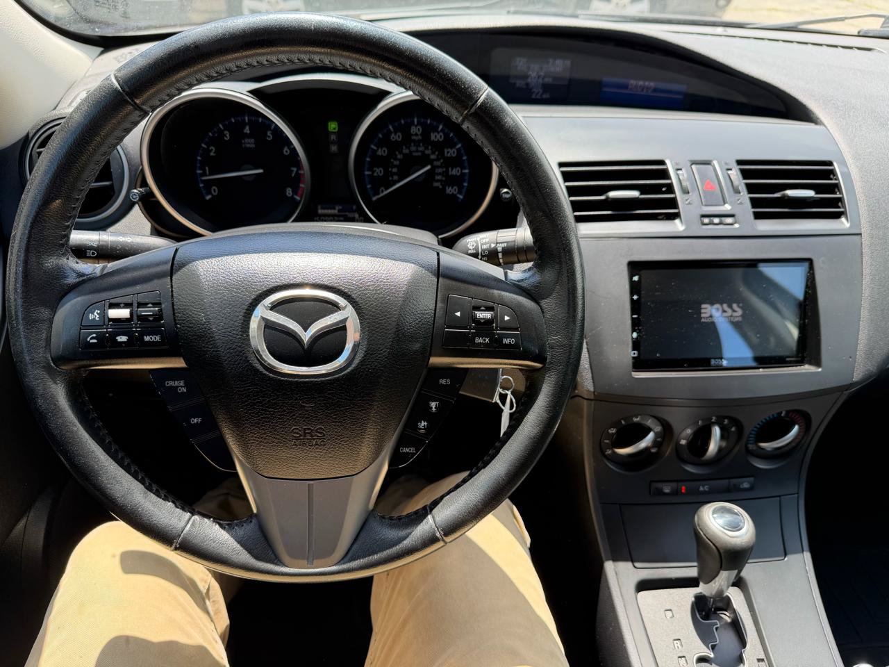 Used 2012 MAZDA MAZDA3 i Touring FWD image 22