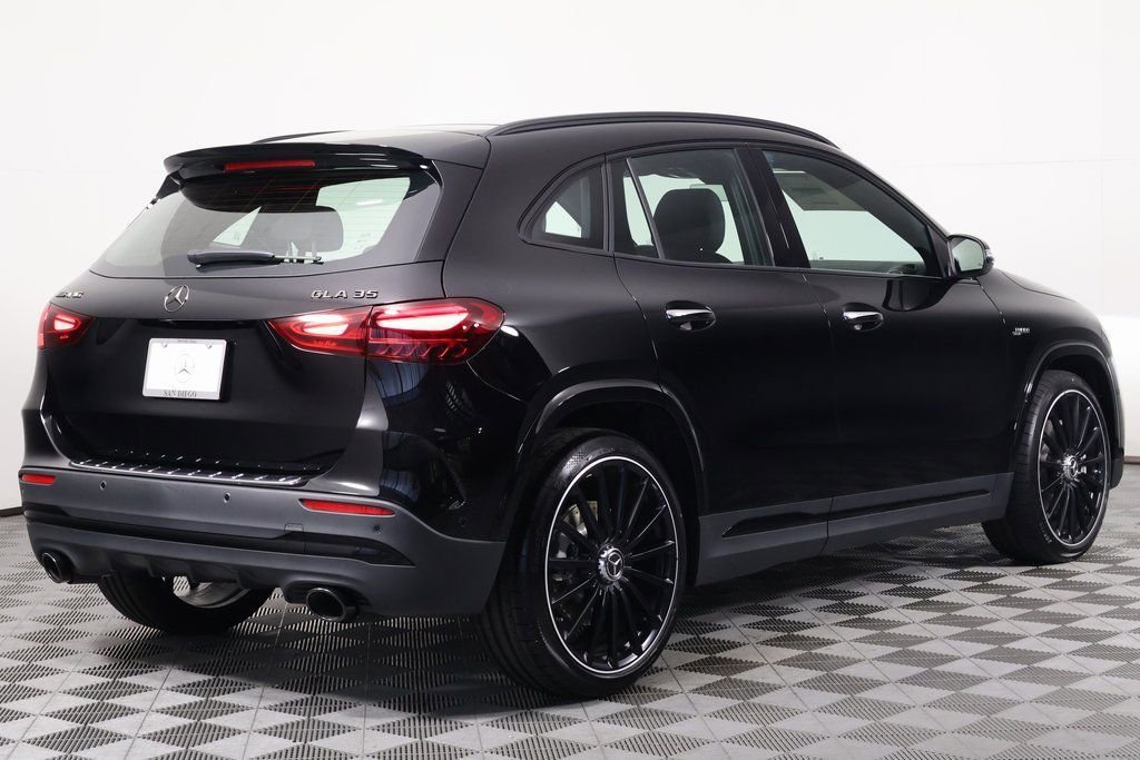 New 2026 Mercedes-Benz GLA 35 AMG 4MATIC image 2