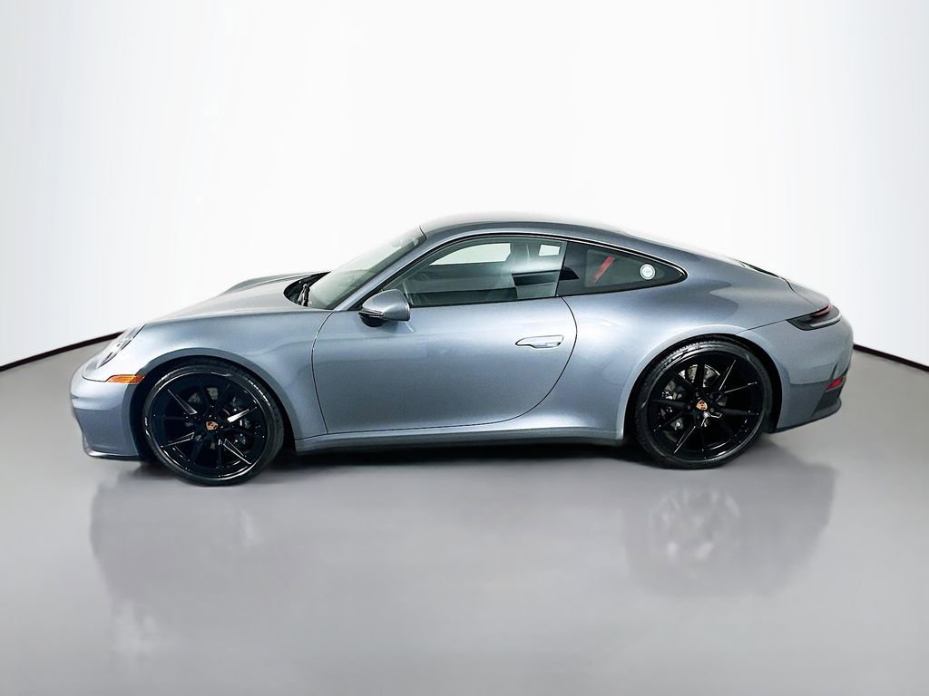 Used 2025 Porsche 911 Carrera T image 2