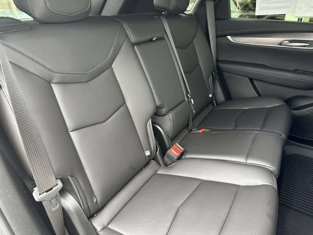 Certified 2025 Cadillac XT5 Luxury w/ LPO, Floor Liner Package FWD image 53