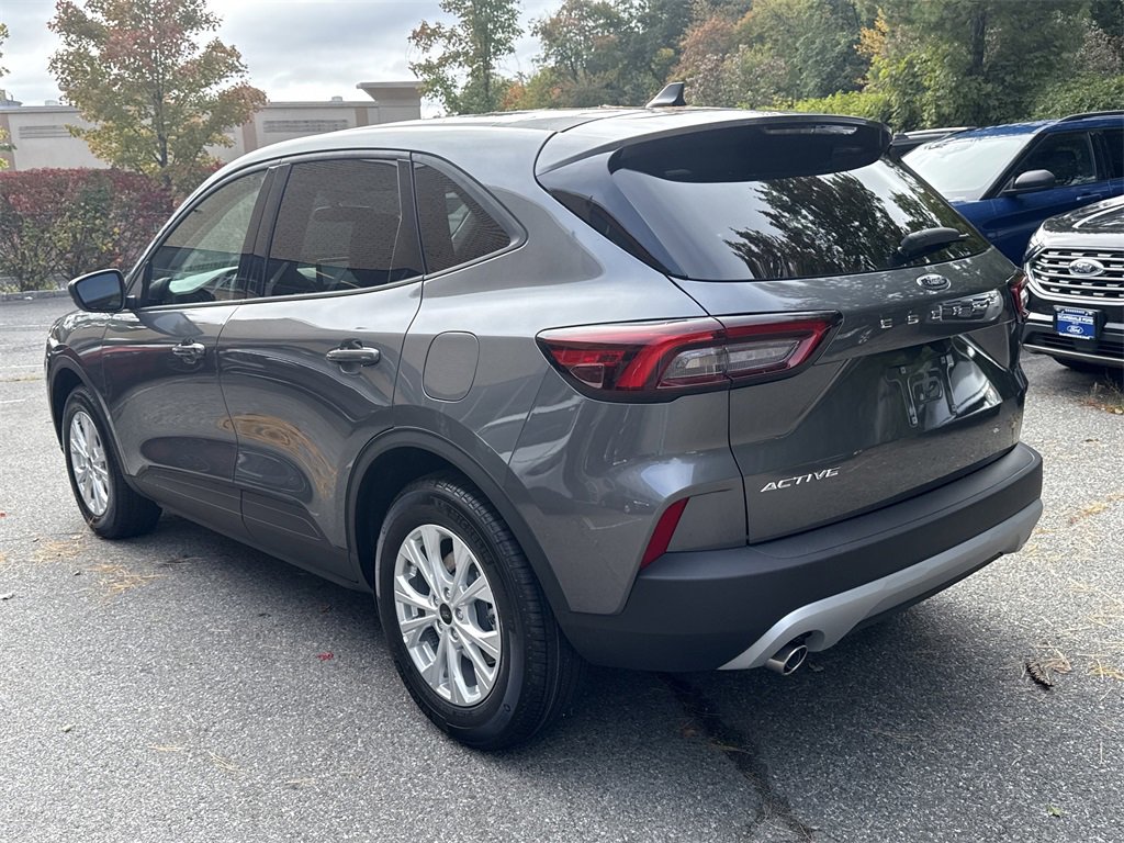 Used 2025 Ford Escape Active w/ Cold Weather Package image 6