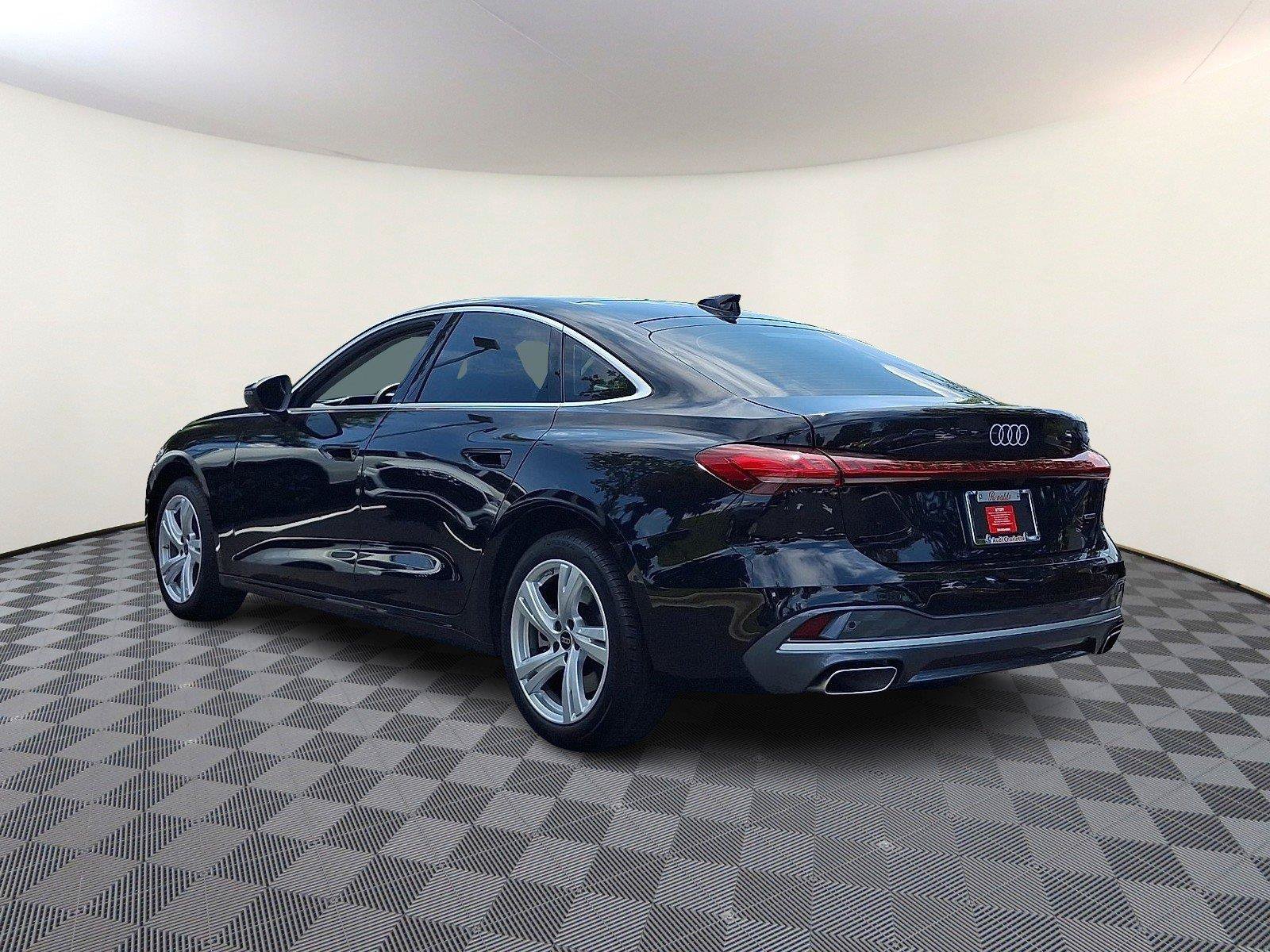 Used 2025 Audi A5 2.0T Premium Plus w/ Premium Plus AWD/4WD image 4