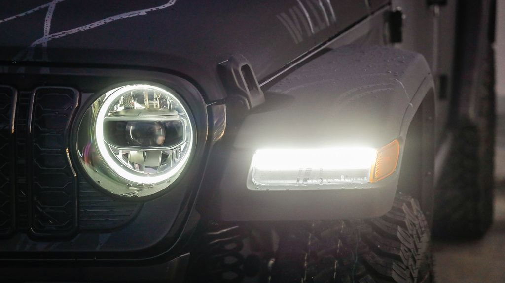 New 2026 Jeep Wrangler Unlimited Sport AWD/4WD image 5