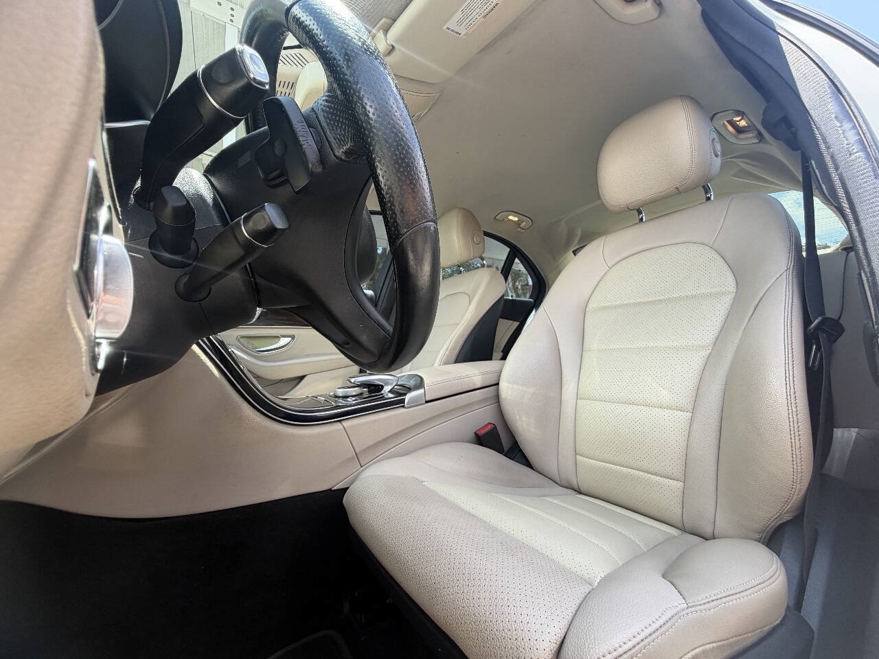 Used 2015 Mercedes-Benz C 300 Sedan image 11