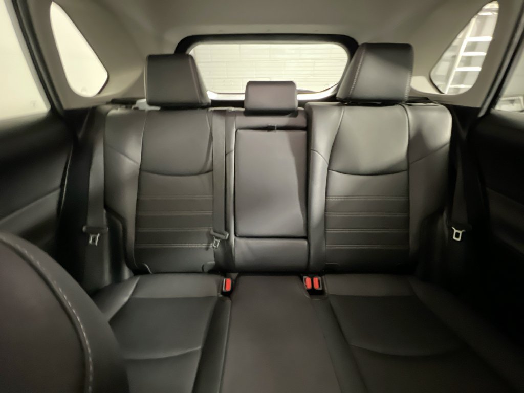 Used 2025 Toyota RAV4 XLE Premium FWD image 30
