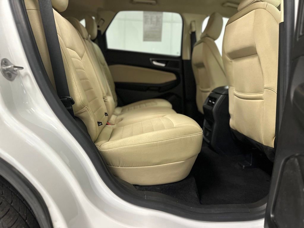 Used 2021 Ford Edge SE FWD image 20