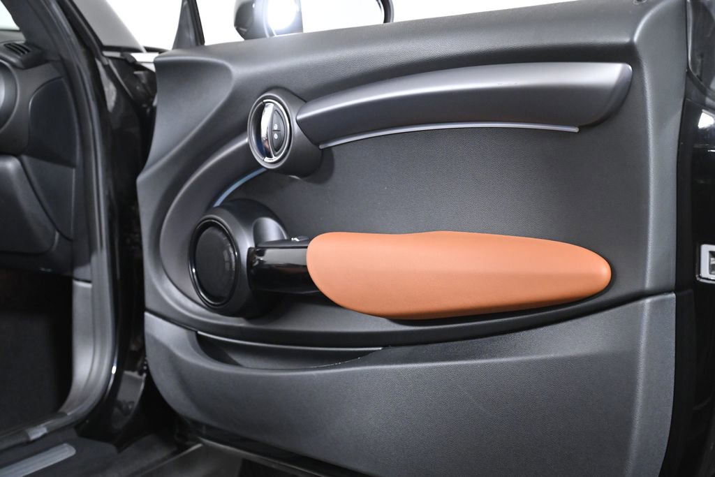 Used 2022 MINI Cooper S image 30