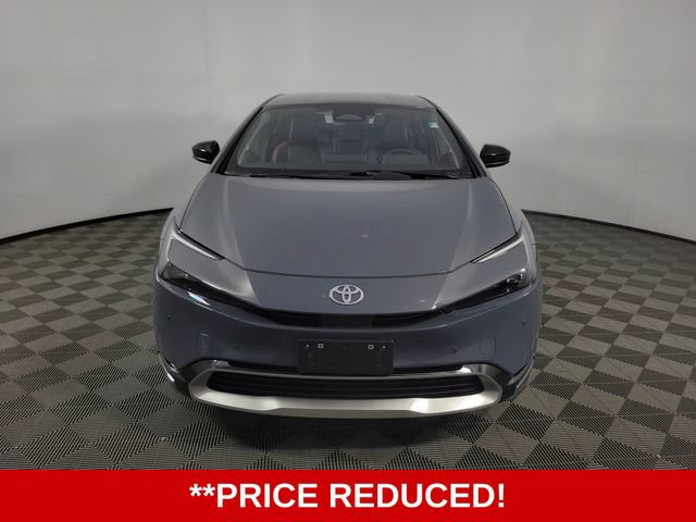 Used 2026 Toyota Prius Plug-In Hybrid FWD image 2