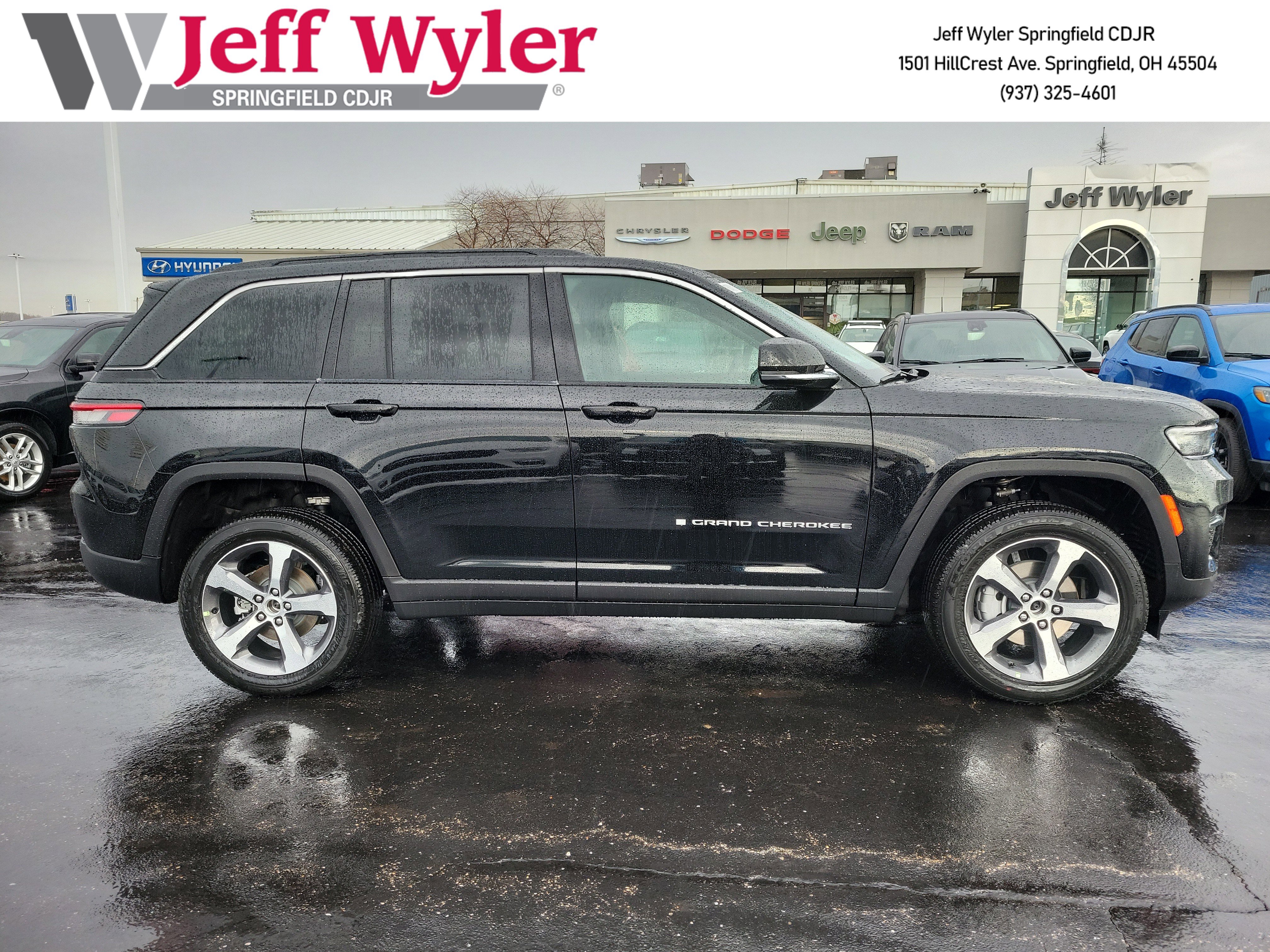 New 2025 Jeep Grand Cherokee Limited image 3