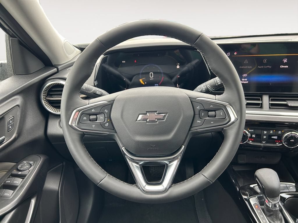 New 2026 Chevrolet Trax ACTIV w/ Sunroof Package FWD image 14
