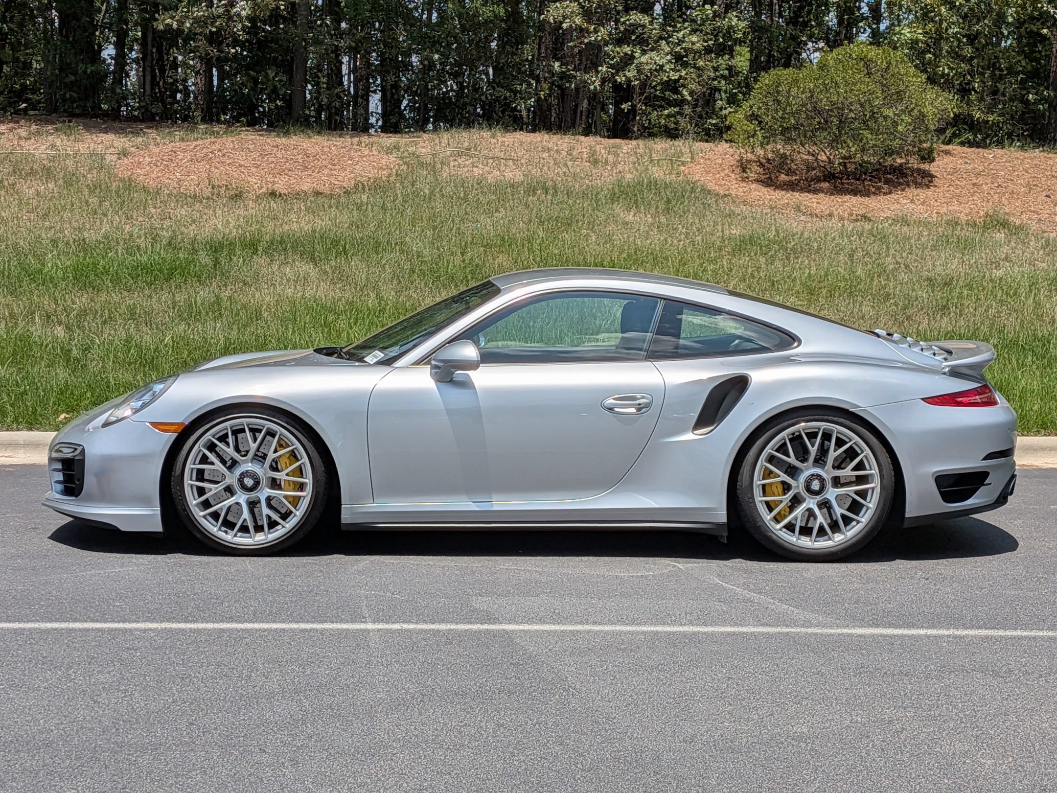 Certified 2014 Porsche 911 Turbo S AWD/4WD image 2