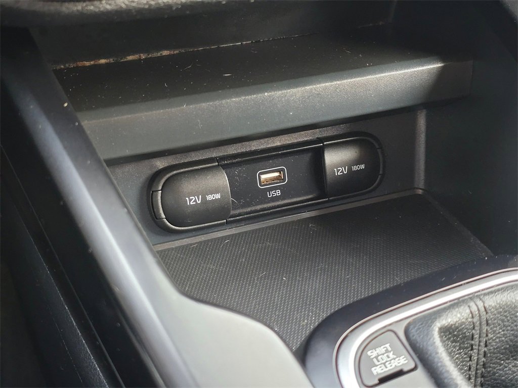 Used 2023 Kia Soul LX image 21