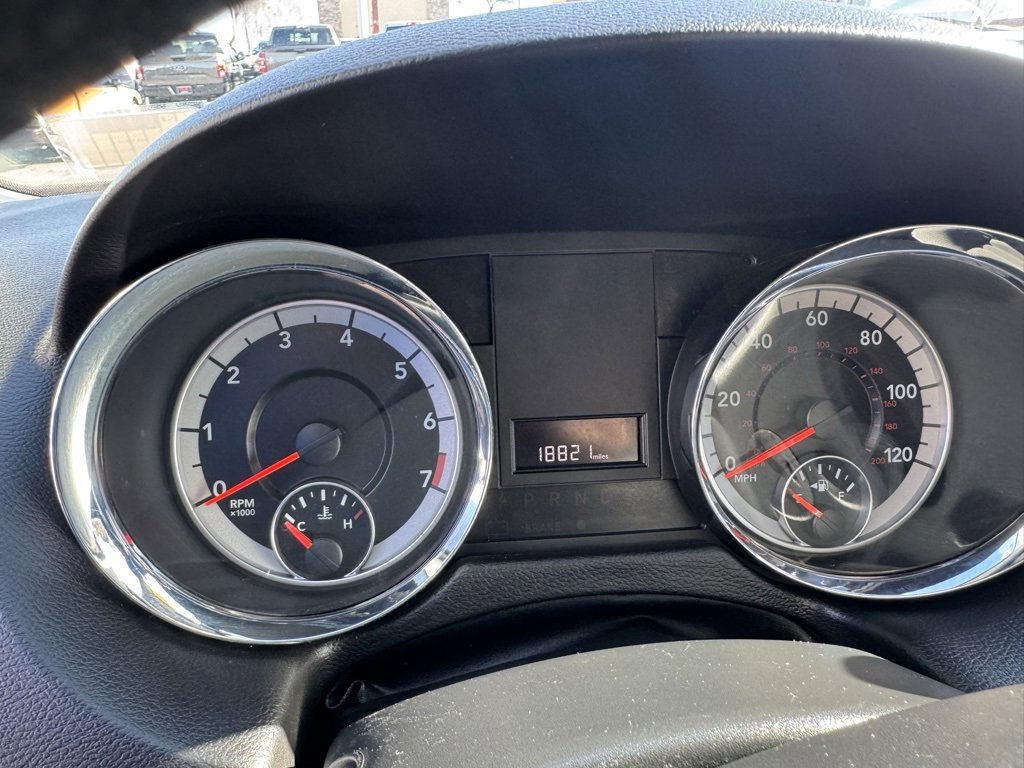 Used 2018 Dodge Grand Caravan SE w/ UConnect Hands-Free Group image 19