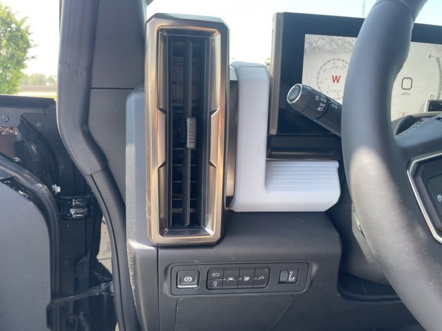 New 2025 GMC Hummer EV 2X image 16