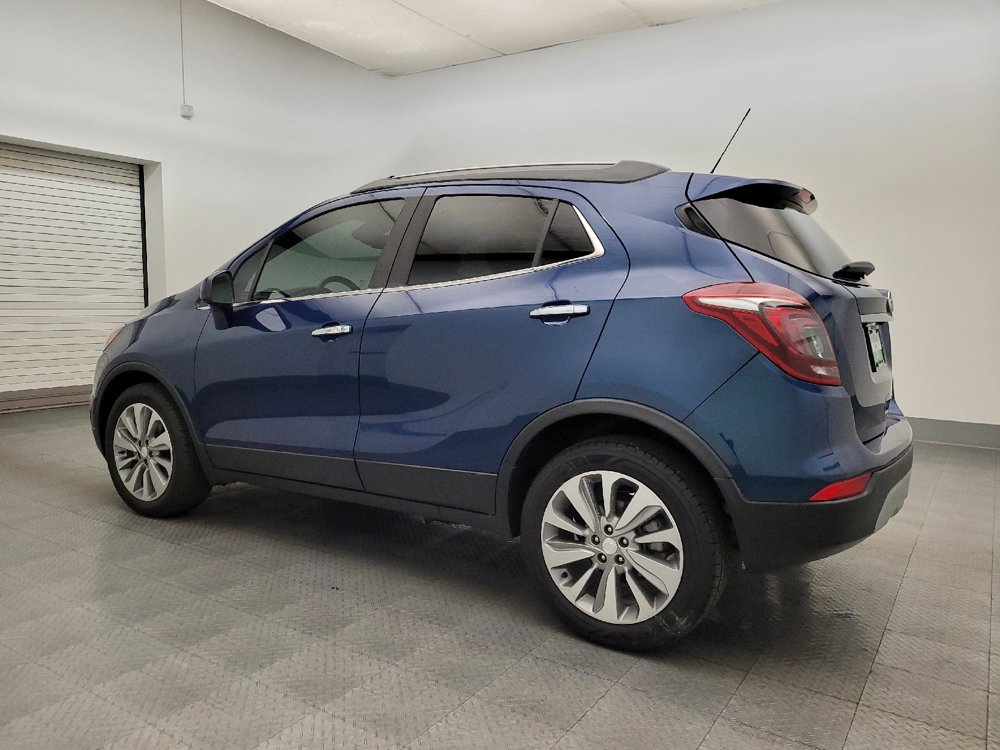 Used 2020 Buick Encore Preferred image 3