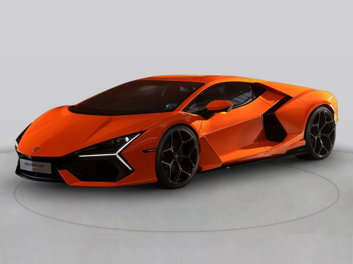 New 2025 Lamborghini Revuelto