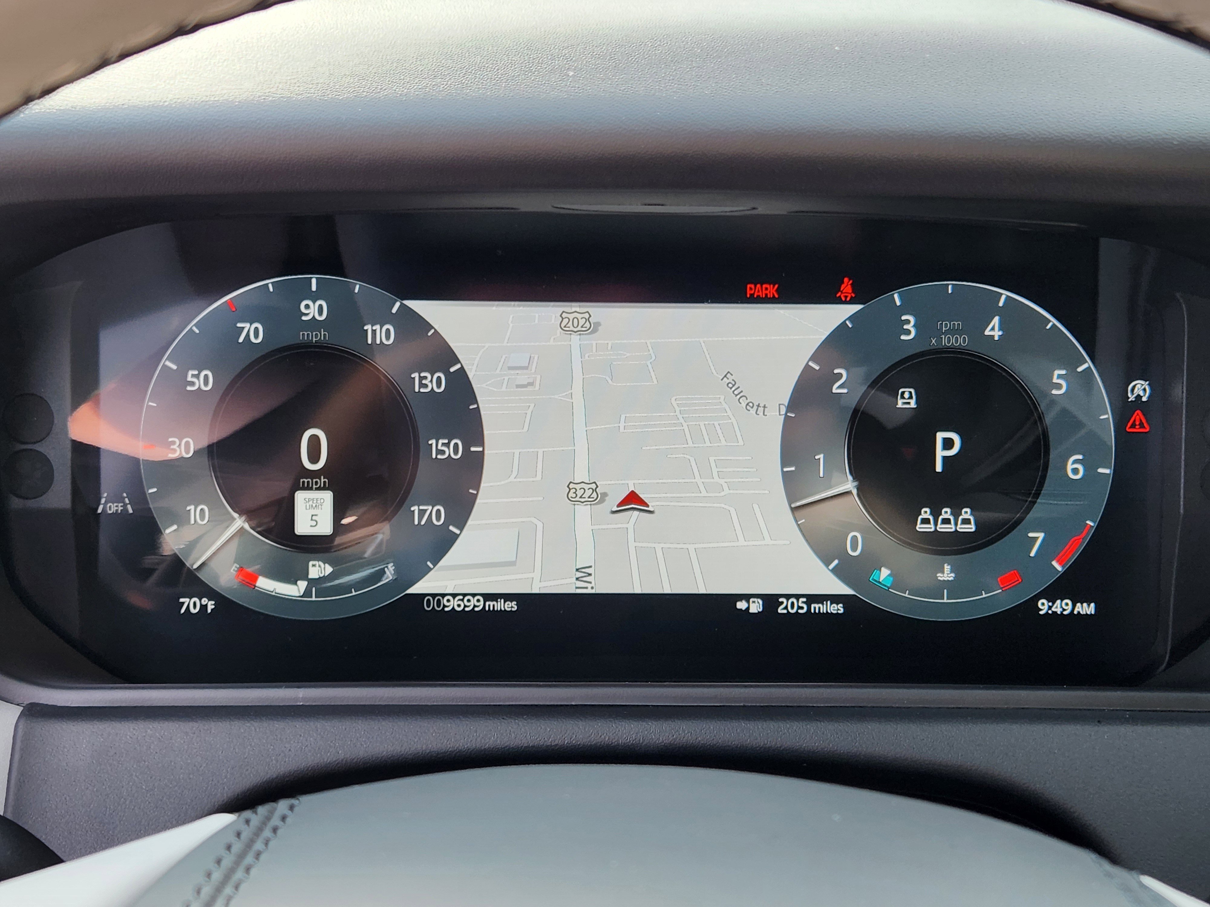 Certified 2026 Land Rover Range Rover Velar Dynamic SE image 19