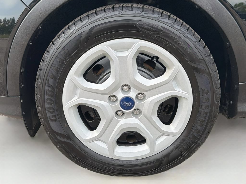 Used 2017 Ford Escape S FWD image 31