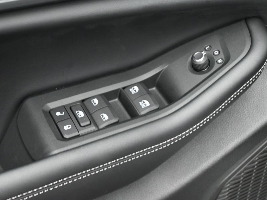 New 2025 Jeep Grand Cherokee L Laredo w/ Luxury Tech Group I image 21