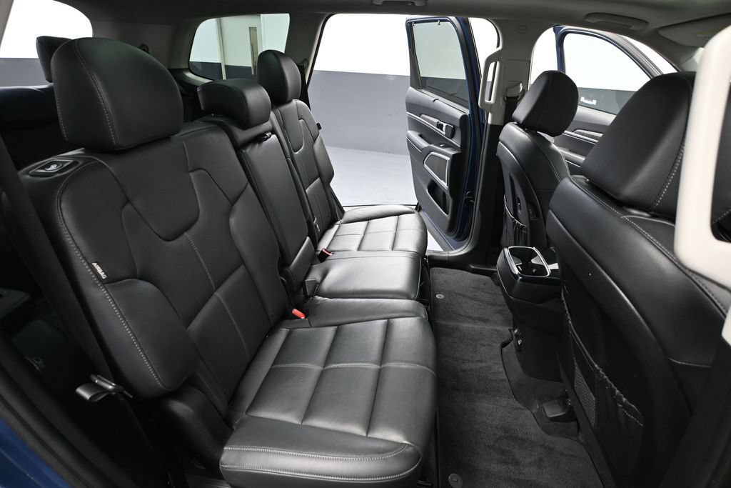 Used 2023 Kia Telluride SX Prestige AWD/4WD image 42