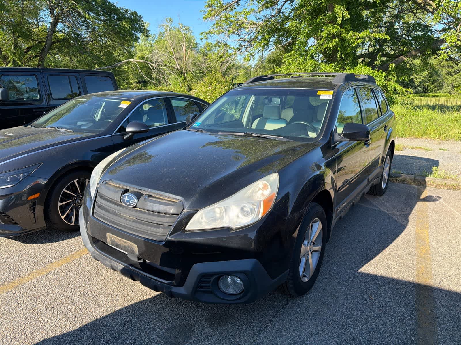 Used 2013 Subaru Outback 2.5i Limited AWD/4WD image 9