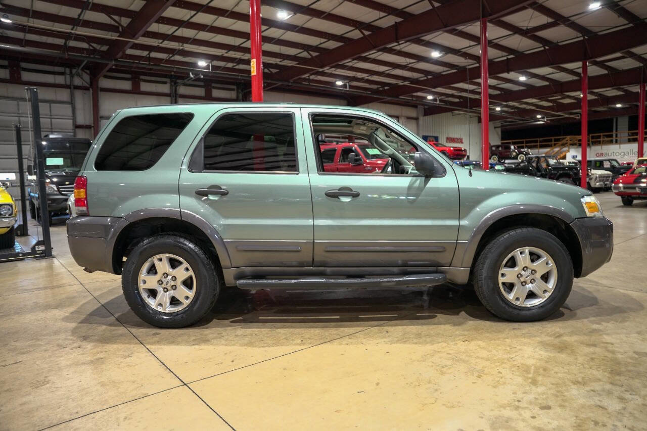 Used 2006 Ford Escape XLT image 10