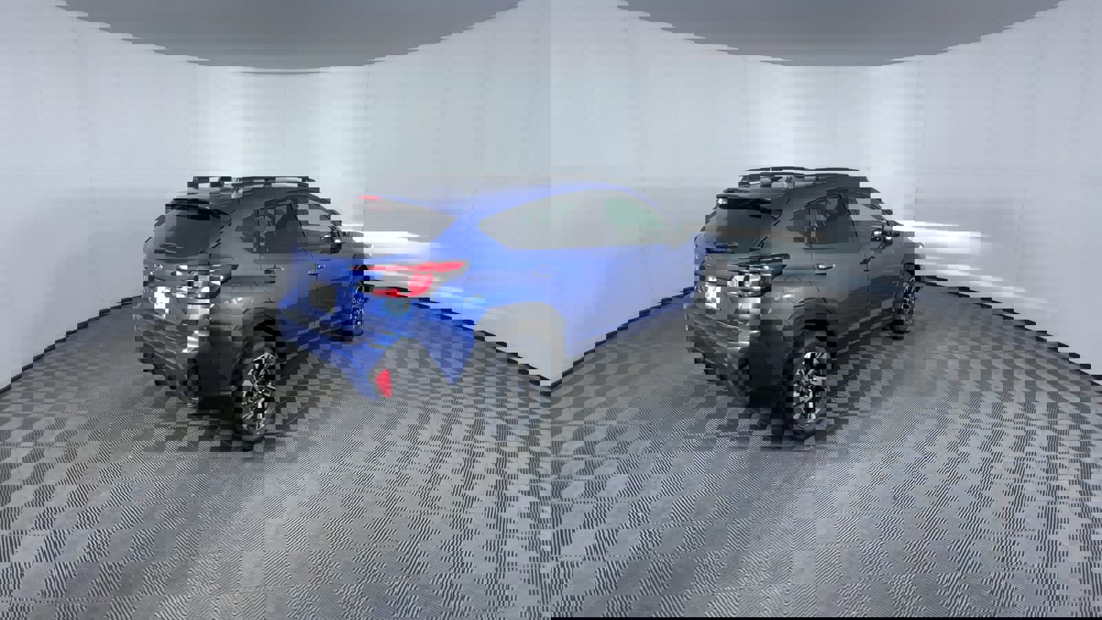 Used 2025 Subaru Crosstrek 2.5i Premium w/ Crosstrek Mirror Package image 8