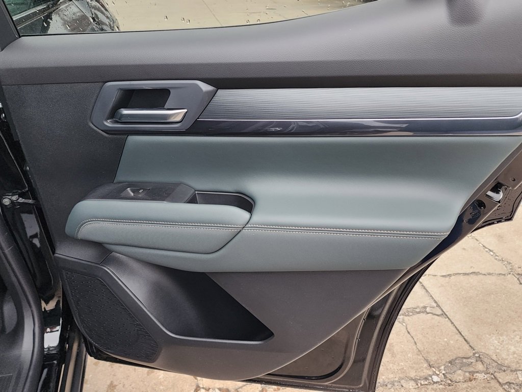 New 2026 GMC Terrain AT4 w/ Convenience Package III image 42