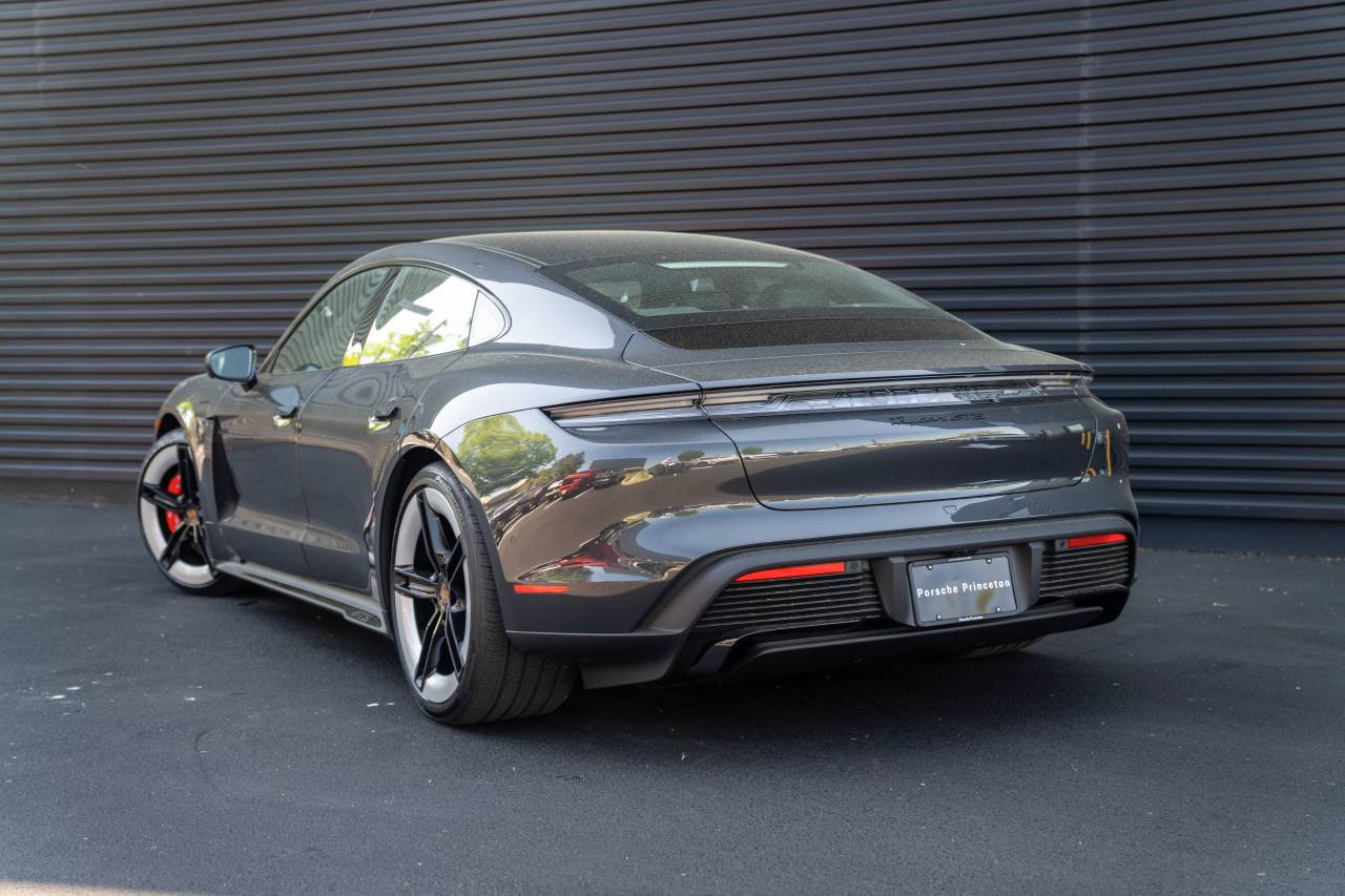 New 2026 Porsche Taycan GTS AWD/4WD image 3