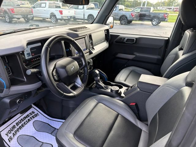 Used 2022 Ford Bronco Black Diamond w/ Sasquatch Package AWD/4WD image 16