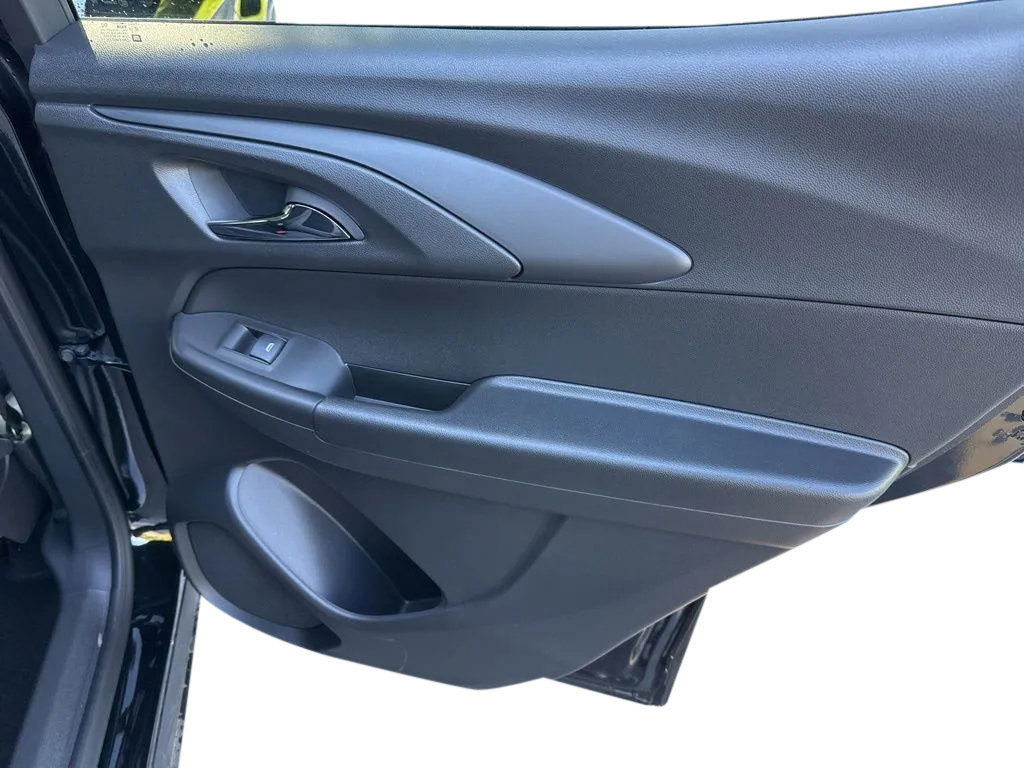 New 2026 Chevrolet TrailBlazer LT w/ Convenience Package FWD image 30