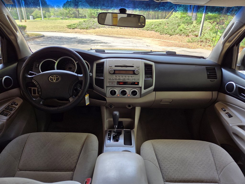 Used 2008 Toyota Tacoma PreRunner RWD image 28