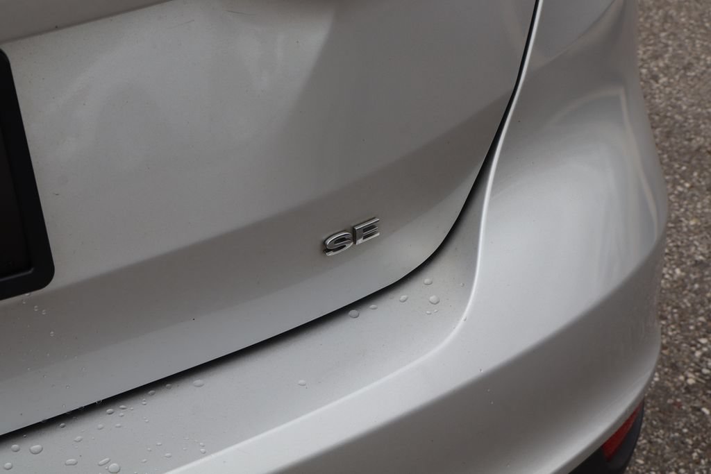 Used 2018 Ford Focus SE FWD image 26