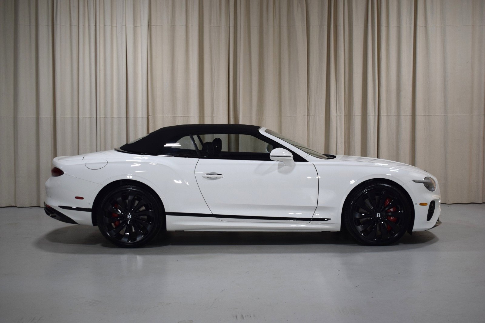 New 2026 Bentley Continental GTC image 5