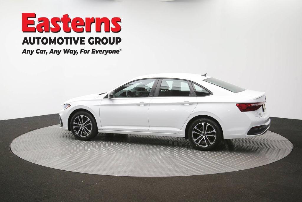 Used 2025 Volkswagen Jetta Sport FWD image 60