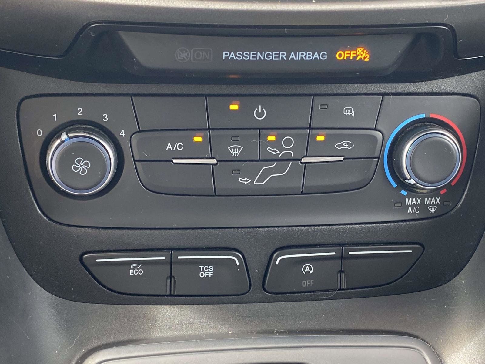 Used 2019 Ford Transit Connect XL image 24